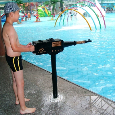 Di luar Air Semprot Taman Peralatan, Kolam Renang Bermain Peralatan 1500 * 400 * 980mm
