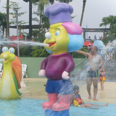Patung fiberglass digunakan untuk membangun waterpark, peralatan air park