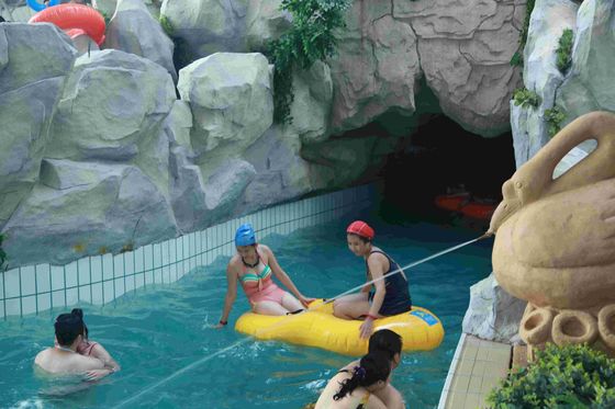 Besar Lazy River Peralatan / Aqua Play Park Galvanized Carbon Steel Pendukung