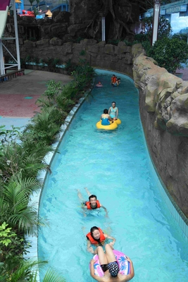 Luar ruangan Holiday Resorts Lazy River Water Park / Fiberglass Waterpark Peralatan Disesuaikan
