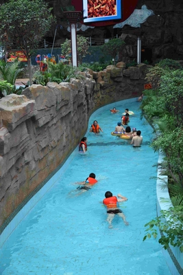Merekomendasikan Peralatan Water Park Lazy River Konstruksi PLC Control untuk Aqua Park