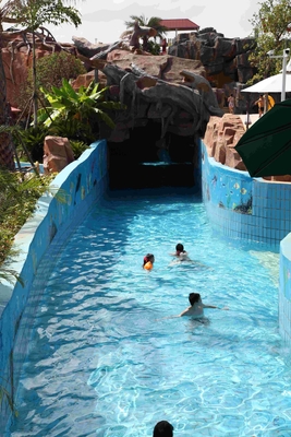 FRP luar ruangan Water Park Lazy River Amusement Park Equipment Untuk Anak / Dewasa di Amusement Park