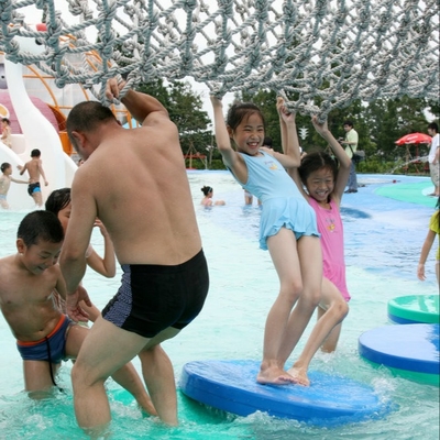 Aqua Park peralatan air kolam renang Aqua bermain Fiberglass Lemna Minor untuk bersenang-senang bermain keluarga