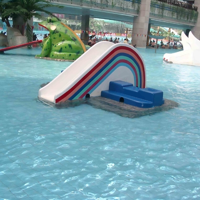 Fiberglass Water Slides kolam renang di Medium Air Playground 3200 * 2700 * 1300
