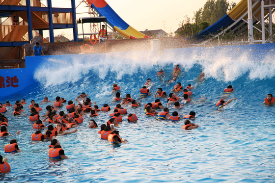 Artificial Big Surfing Tsunami Samudera Air Wave Pool dengan Waves Park Vacuum 3 meter tinggi