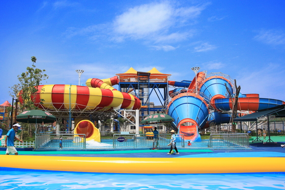 16m Platform Fun Aqua Park Air Fiberglass Meluncur Luncuran Air Giant Space