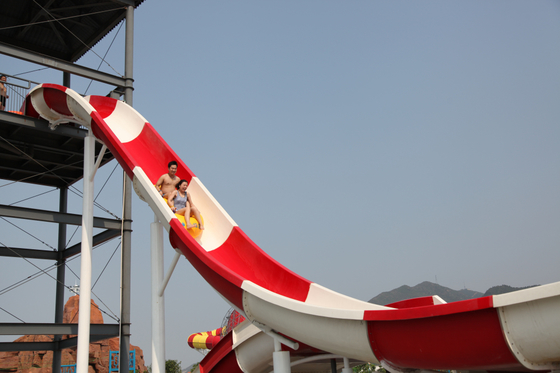 Funnuy Custom Water Slides, Taman Hiburan Boomerang Aqua Slide Untuk 2 Orang Family Fun