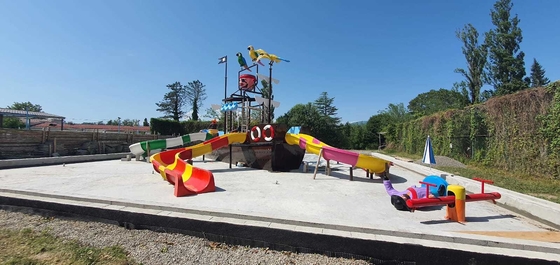 Fiberglass Customzied Vison Bot Waterparks Slide Park Pabrik Peralatan