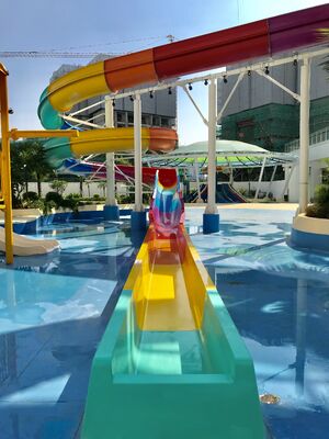 Five Star Hotel Resort Fiberglass Taman hiburan reosrt air slide dengan