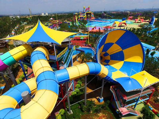 Slide Tornado Slide Air Serat Kaca dengan Rakit 4 Orang 720 Penunggang / Jam dan Baja Galvanis Panas