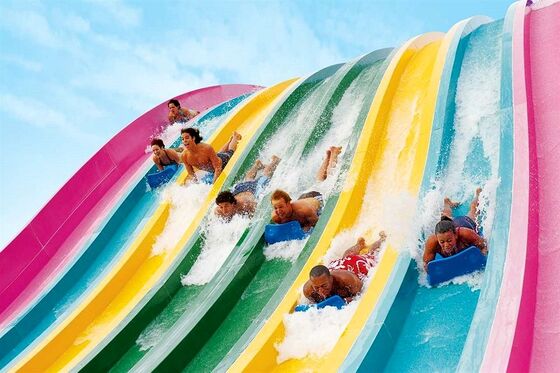 Slide Air Pelangi Multi-Lane untuk Taman Air. Slide Balap Mat 4-Lane. Produsen Slide Pelangi Serat Kaca Sejak 1994