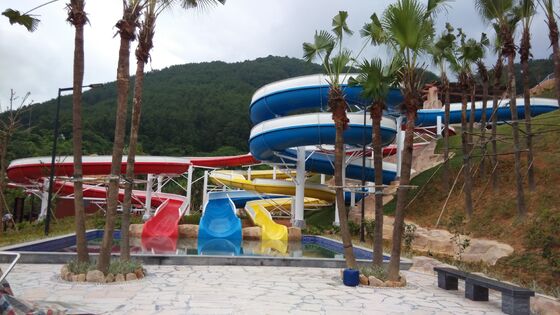 Slide Air Spiral Multi Lane yang Disesuaikan untuk Taman Air - Produsen Audit SGS