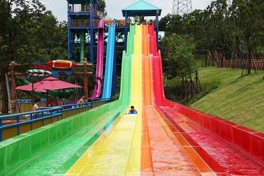 Aqua Park Konstruksi Fiberglass Water Park Rides Untuk Dewasa Racing Games