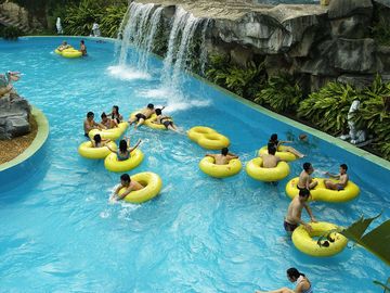 Fiberglass Aqua Park Peralatan Untuk Hotel Lazy River, Keluarga Pada Summer Vacation di Aqua Park