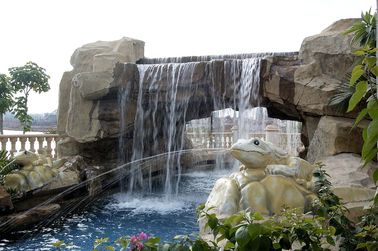 Besar Water Park Lazy River Peralatan / Aqua Play Park Galvanized Carbon Steel Pendukung