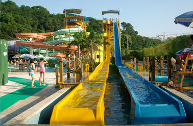 Kecepatan tinggi Slide Slide / Dewasa Air Plastik untuk Adventure Water Park / Customized Water Slide