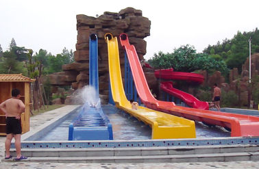 Kecepatan tinggi Slide Slide / Dewasa Air Plastik untuk Adventure Water Park / Customized Water Slide